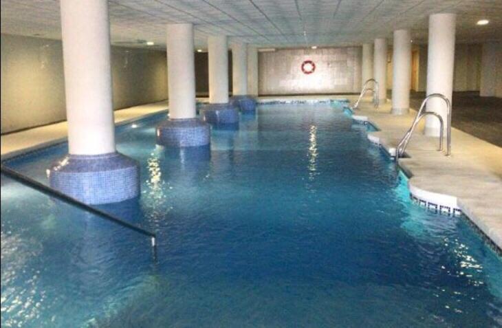 Apartamentos Deluxe Roquetas De Mar Con Golf Y Piscina Climatizada, Parking Privado Vicar Luaran gambar