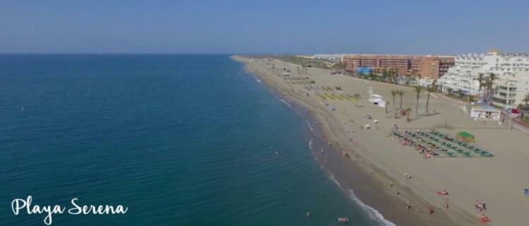 Apartamentos Deluxe Roquetas De Mar Con Golf Y Piscina Climatizada, Parking Privado Vicar Luaran gambar